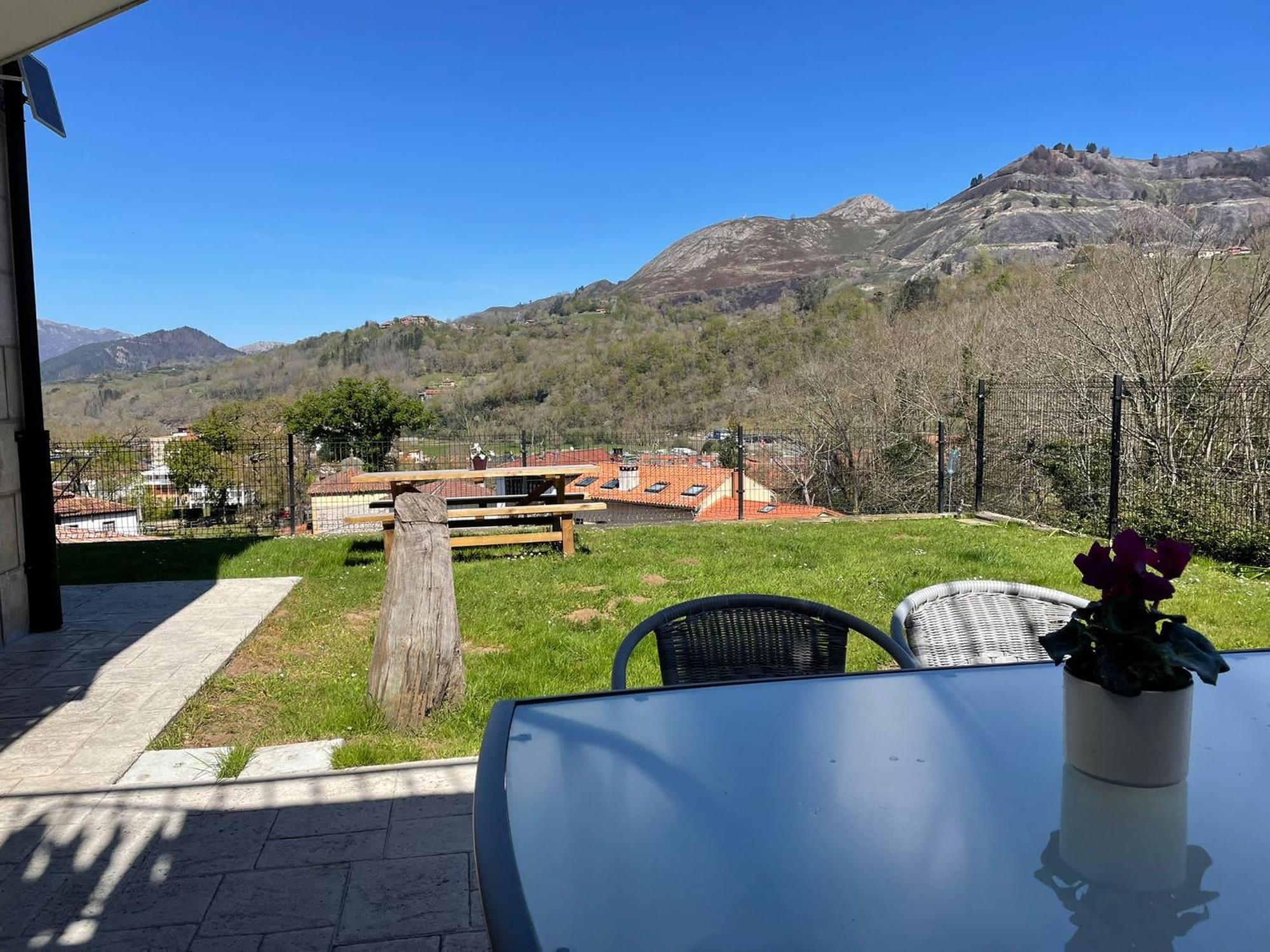 Apartamento Cangas Relax Onís Eksteriør billede
